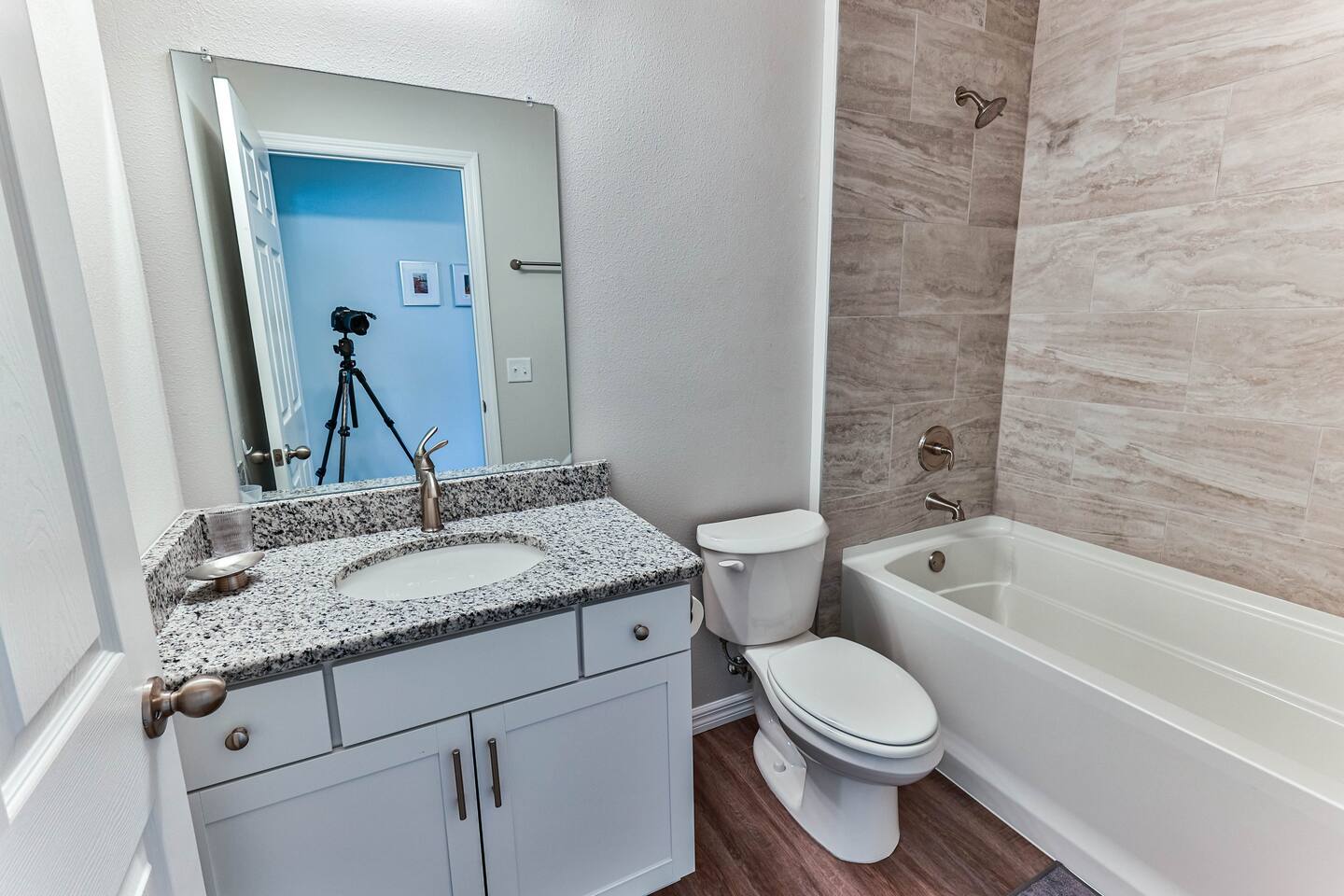 494bb007-7ea3-4bf8-8676-d5f8e3a5fb99